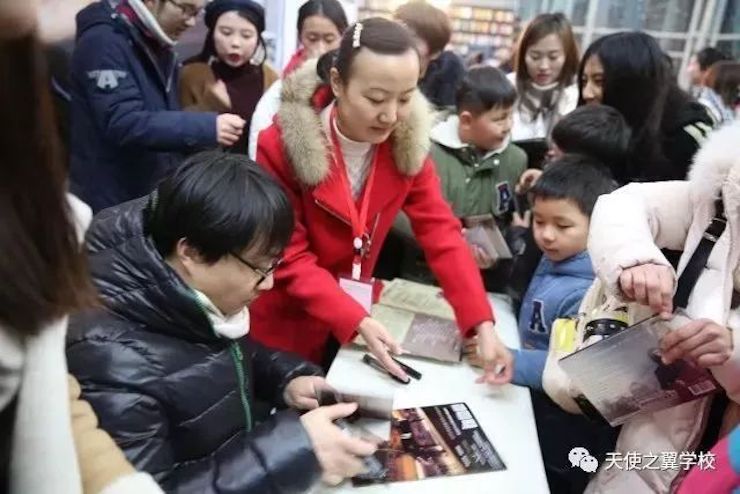 【报道】宿州市首届国际钢琴大师音乐会暨EMC易倍艺术家宋思衡多媒体音乐会圆满成功。诤悠担